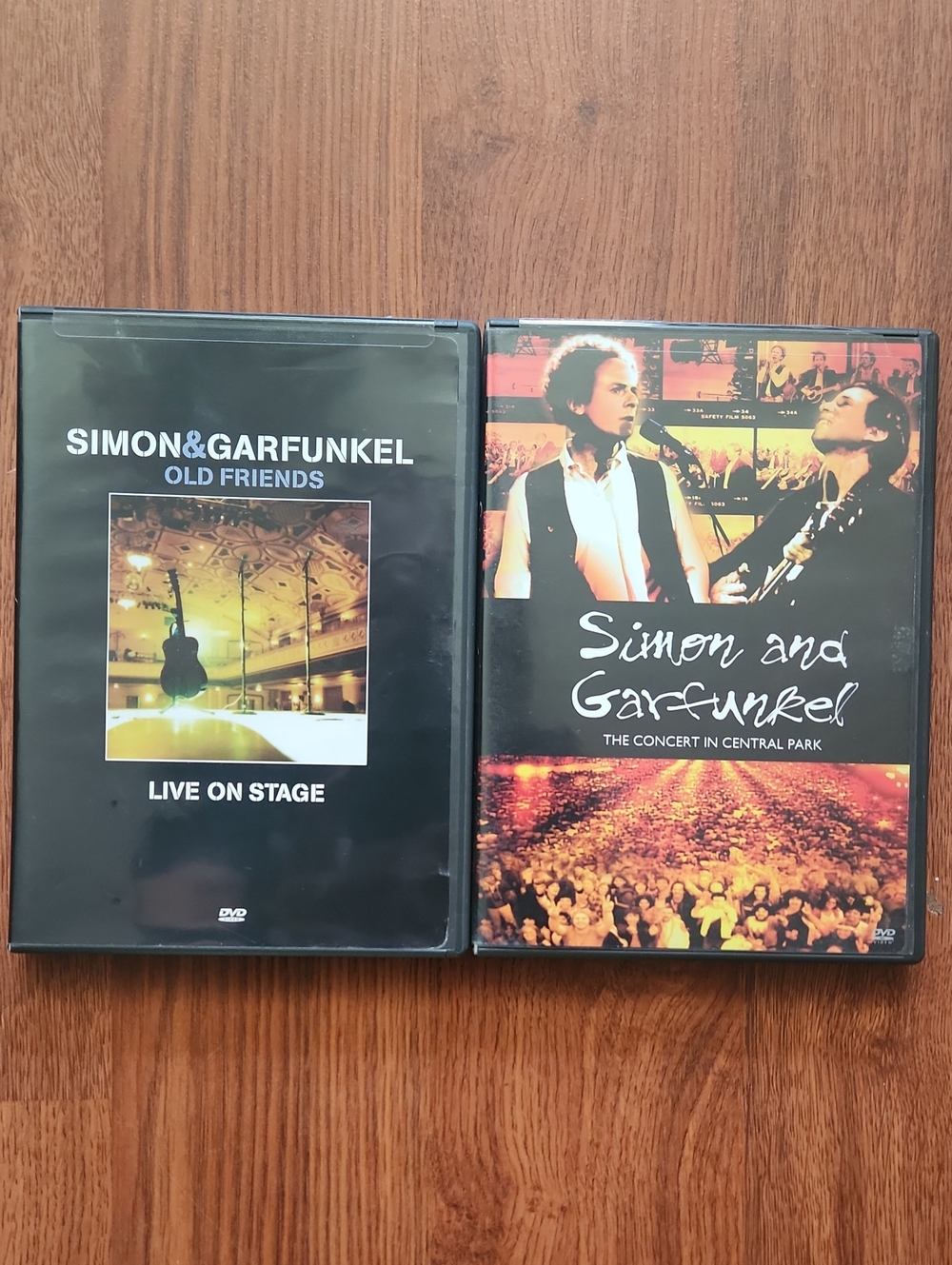 Simon And Garfunkal   Old Friends - Live On Stage DVD